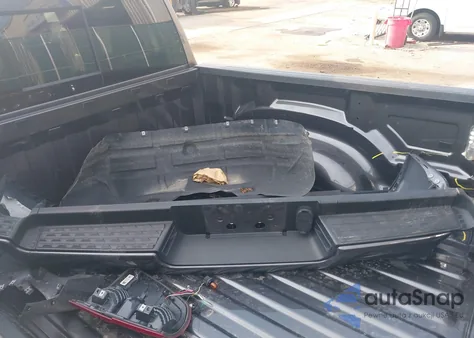 2023 Ram 1500 Big Horn 4X4 5'7 Box from USA, damaged, VIN 1C6SRFFT0PN646811